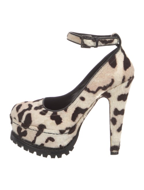 Alaïa Ponyhair Animal Print Pumps