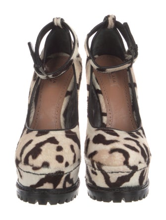 Alaïa Ponyhair Animal Print Pumps