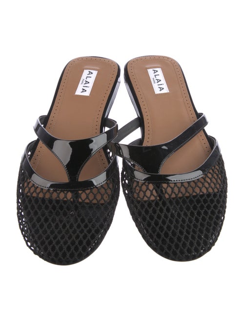 Alaïa Leather Flip Flops