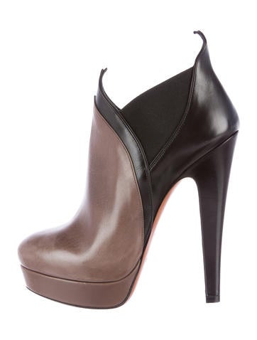 Alaïa Leather Platform Ankle Boots