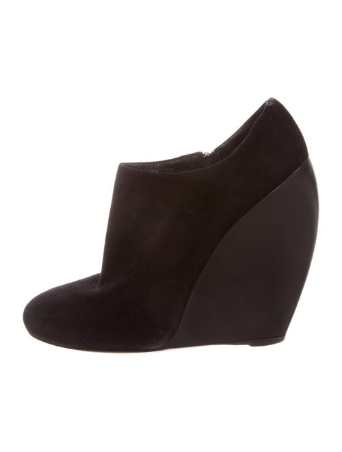 Alaïa Round-Toe Wedge Booties Black