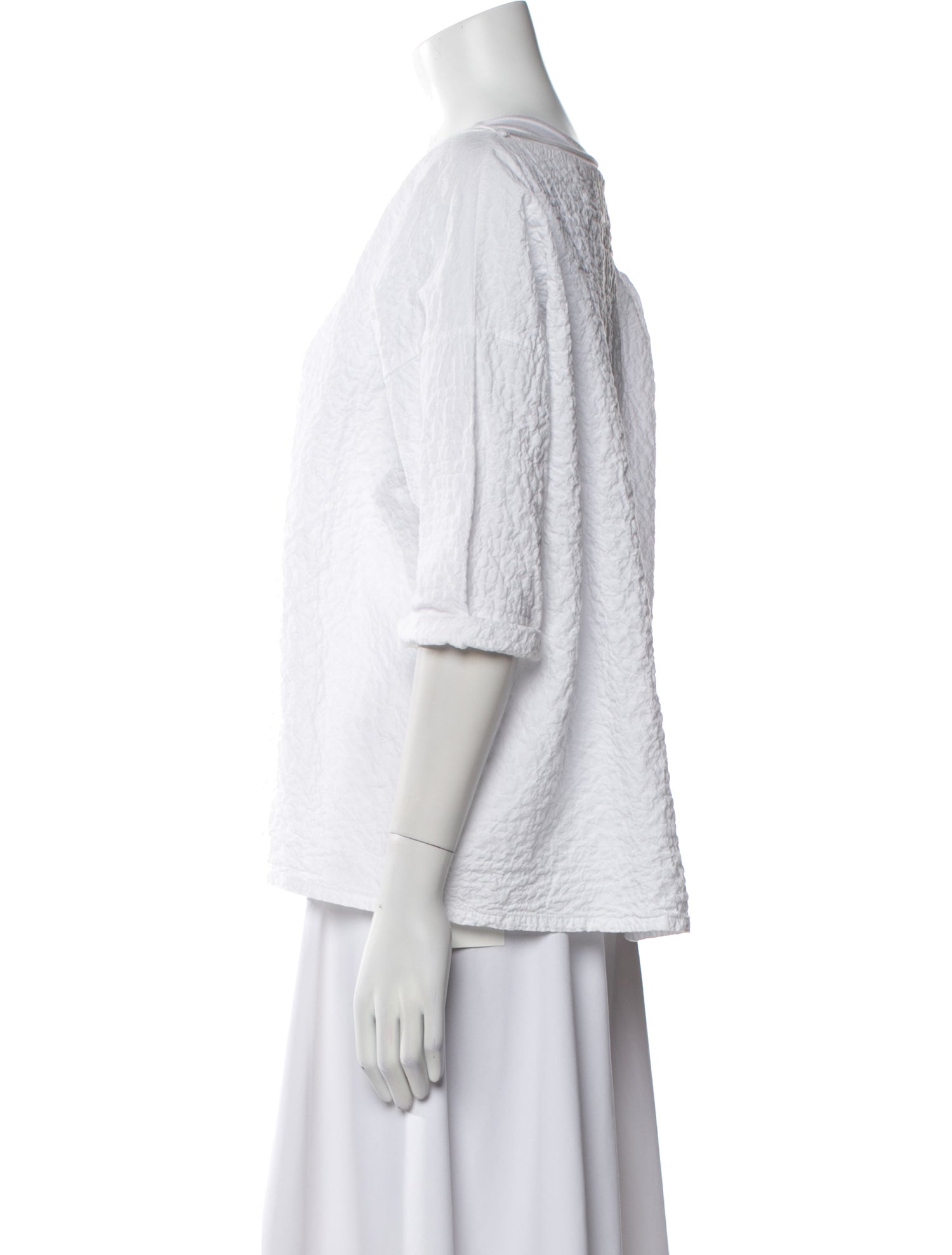 LABO.ART Bateau Neckline Three-Quarter Sleeve Top