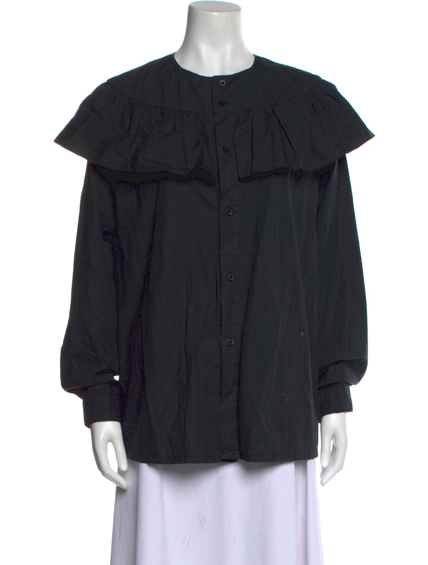 LABO.ART Crew Neck Long Sleeve Button-Up Top