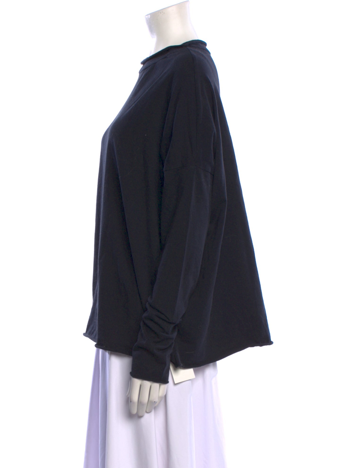 LABO.ART Bateau Neckline Long Sleeve Sweatshirt