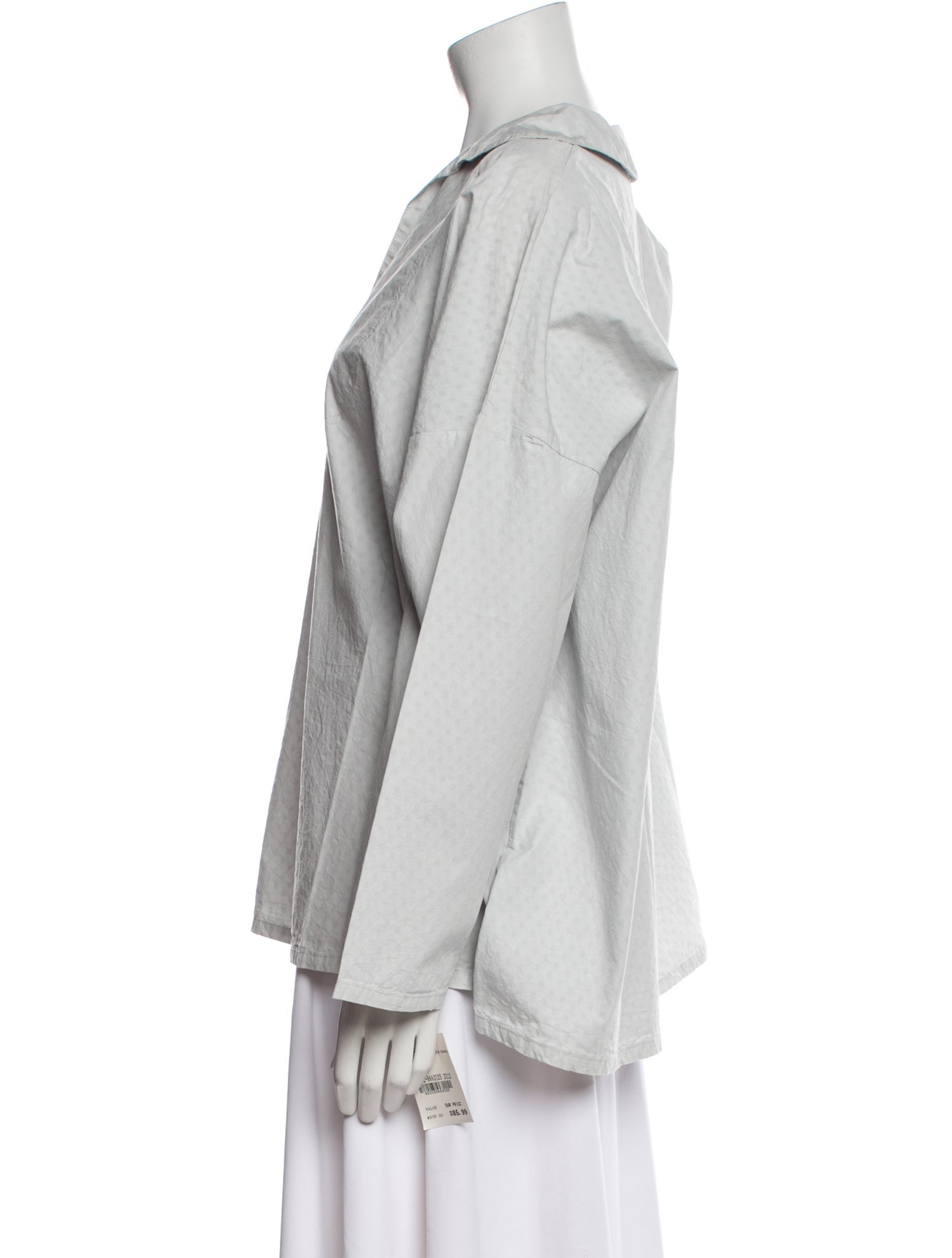 LABO.ART V-Neck Three-Quarter Sleeve Blouse w/ Tags