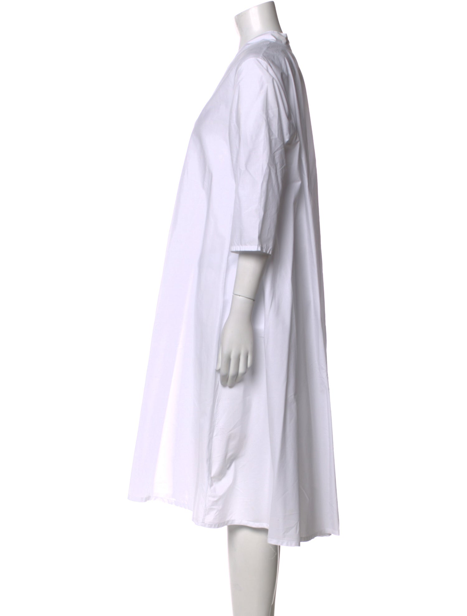 LABO.ART V-Neck Midi Length Dress