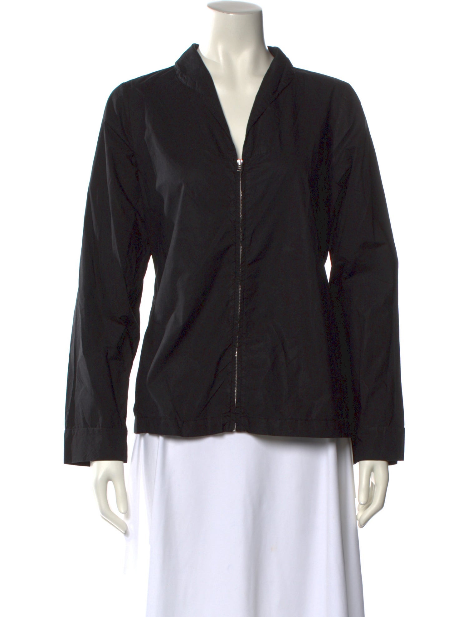 LABO.ART V-Neck Long Sleeve Blouse