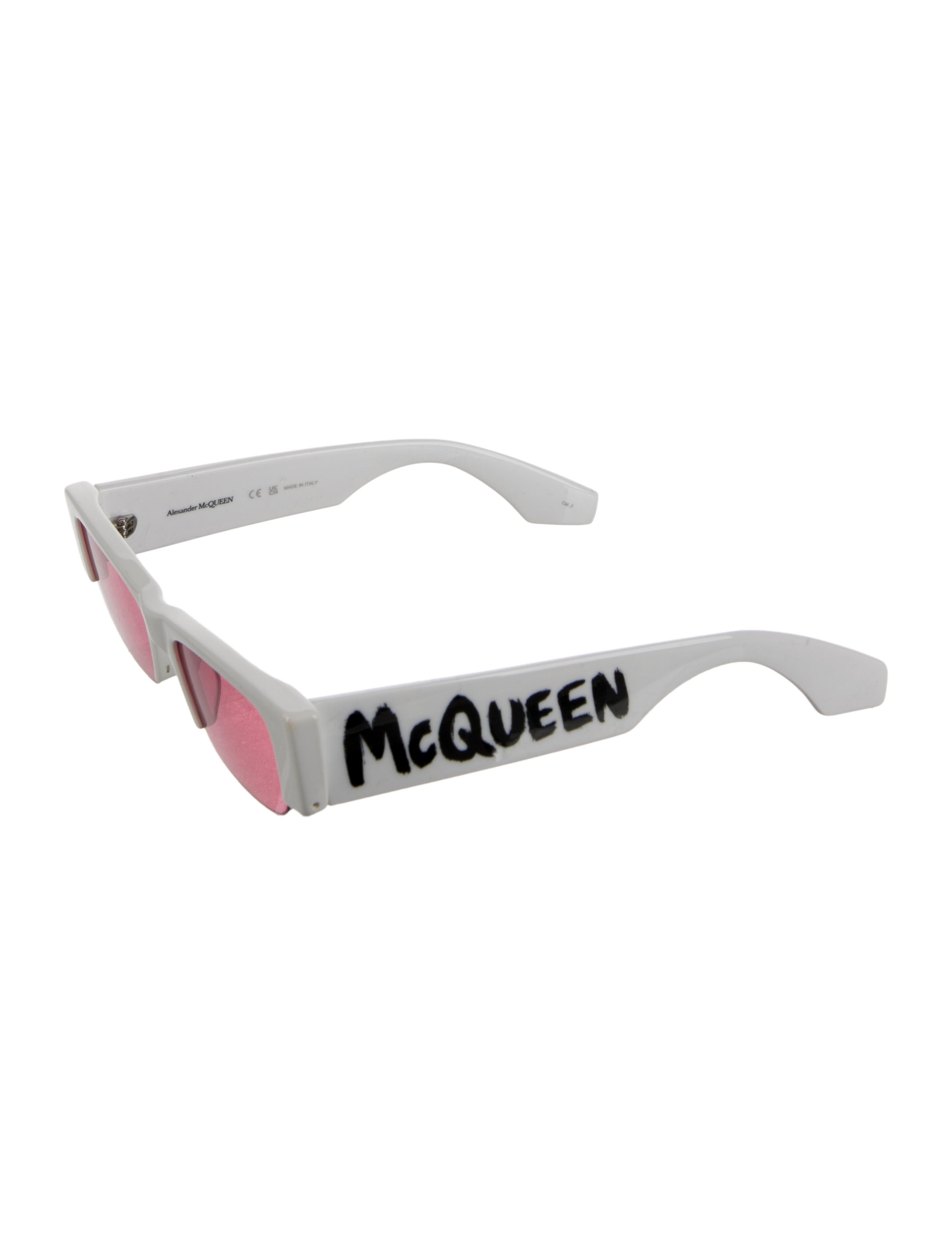 Alexander McQueen Wayfarer Tinted Sunglasses
