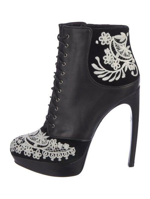 Alexander McQueen Leather Lace Pattern Lace-Up Boots