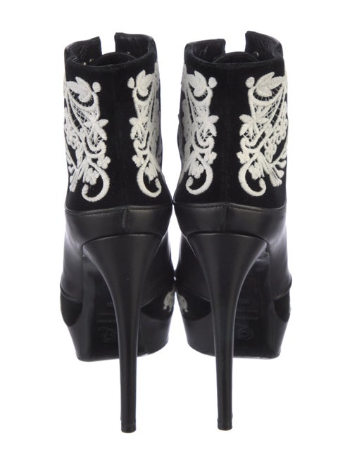 Alexander McQueen Leather Lace Pattern Lace-Up Boots