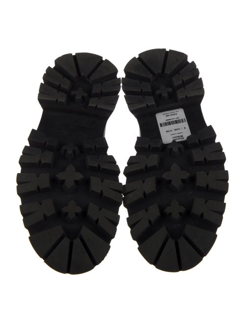 Alexander McQueen Leather Scalloped Accent Loafers