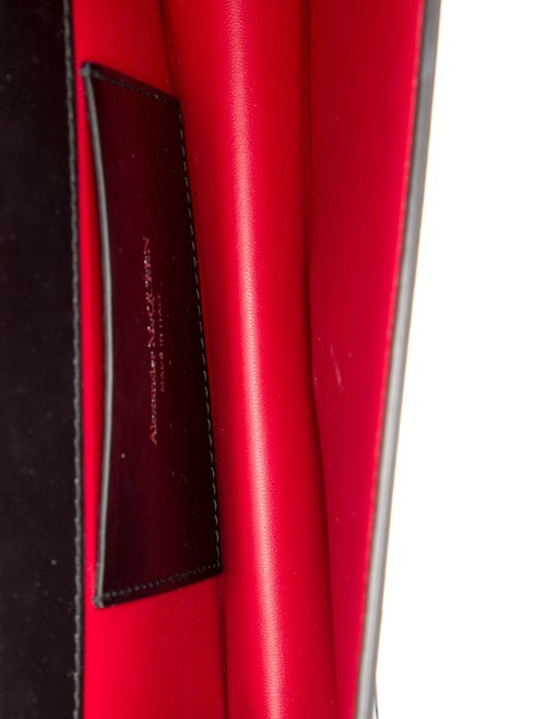 Alexander McQueen Skull Crossbody Bag