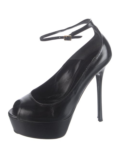 Alexander McQueen Leather Cutout Accent Pumps