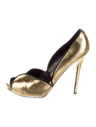Alexander McQueen Leather D'Orsay Pumps