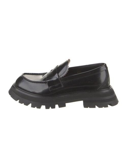 Alexander McQueen Leather Scalloped Accent Loafers
