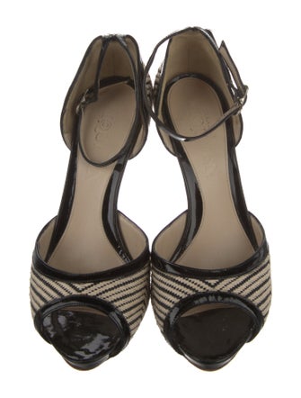 Alexander McQueen Raffia Printed D'Orsay Pumps