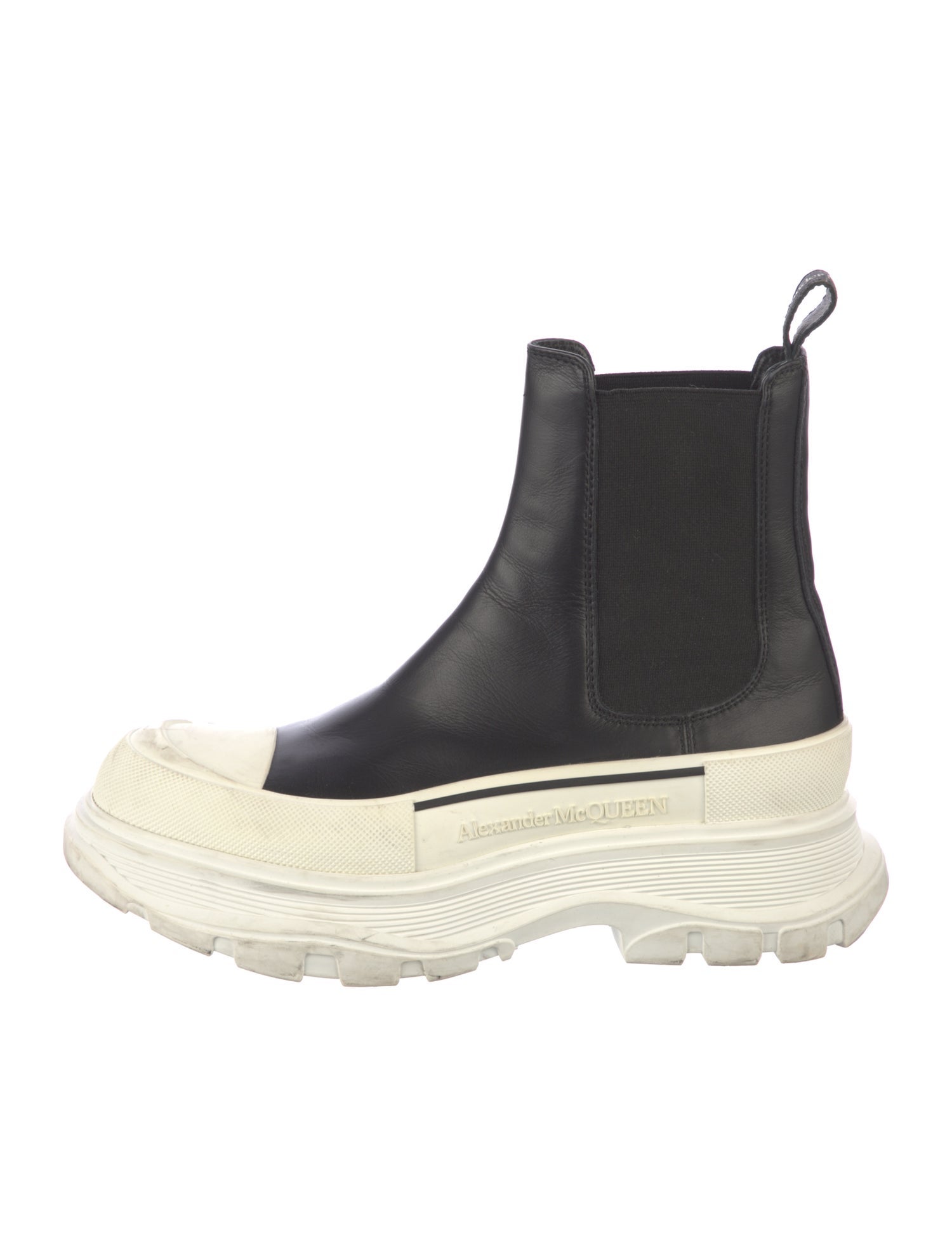 Alexander McQueen Leather Chelsea Boots