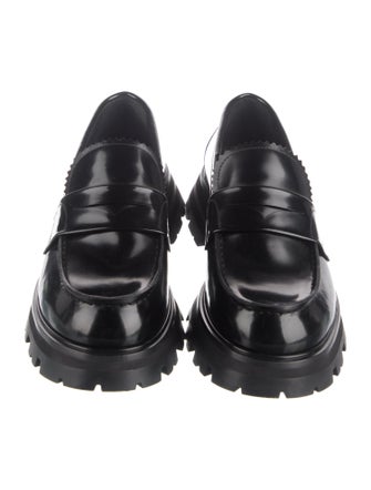 Alexander McQueen Leather Scalloped Accent Loafers