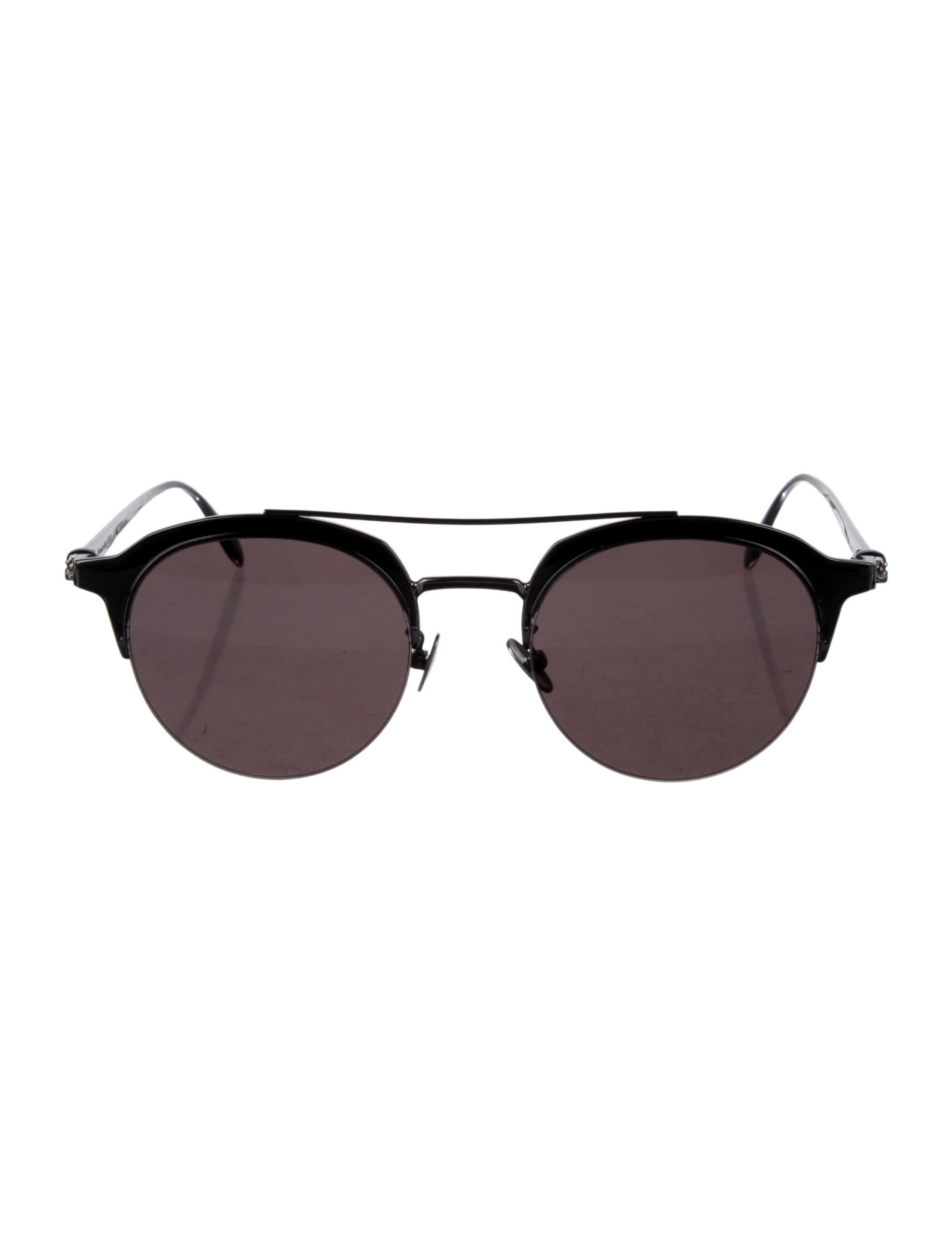 Alexander McQueen Spike Accents Aviator Sunglasses