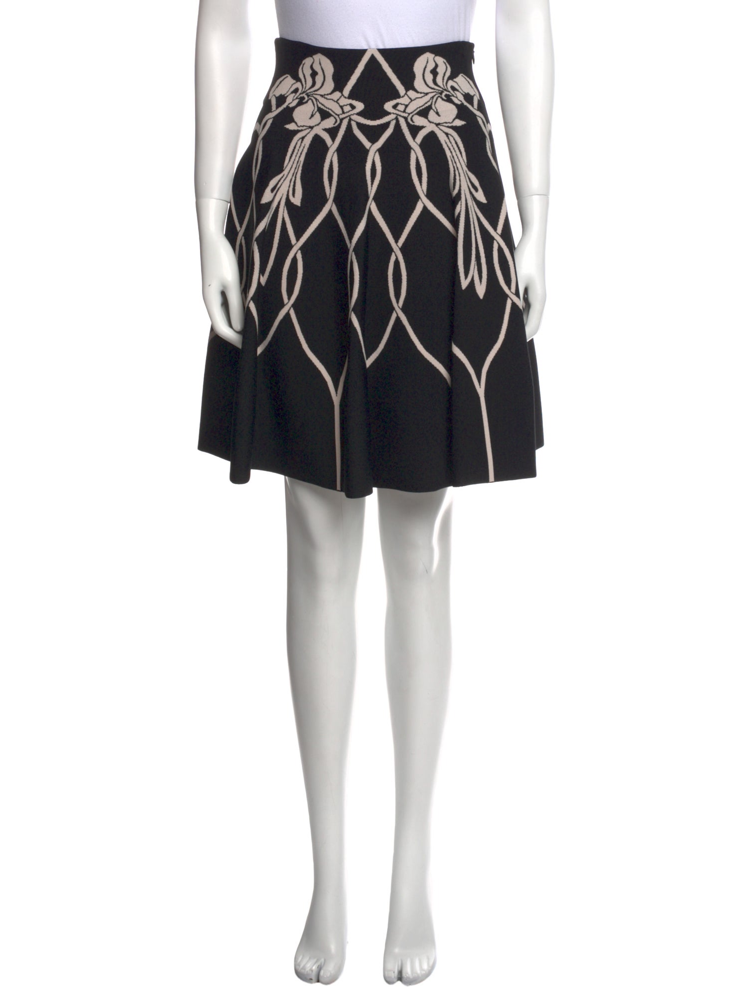 Alexander McQueen 2018 Knee-Length Skirt w/ Tags