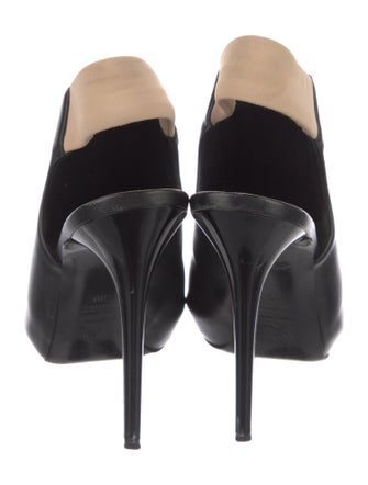 Alexander McQueen Leather Slingback Pumps