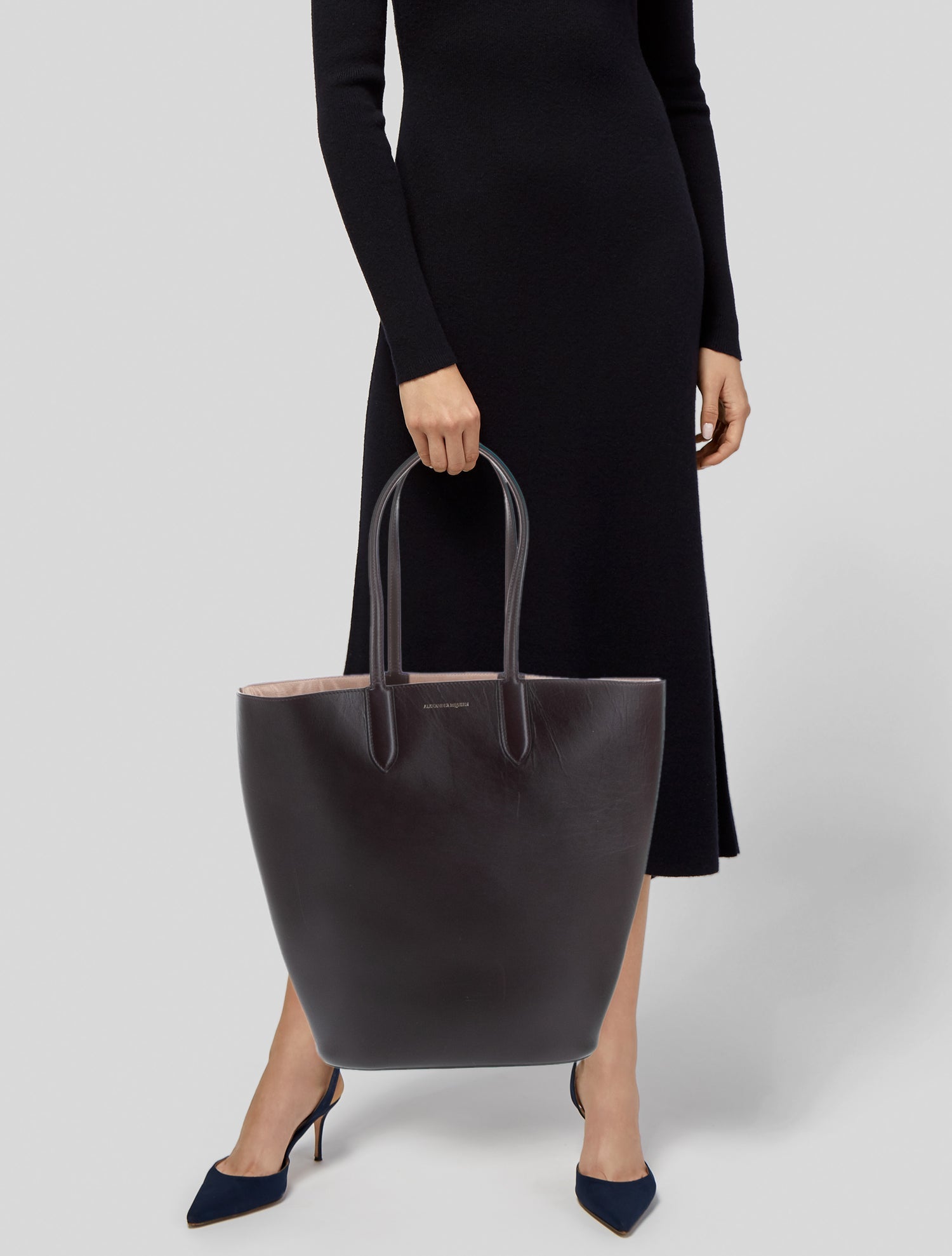 Alexander McQueen Leather Bucket Bag