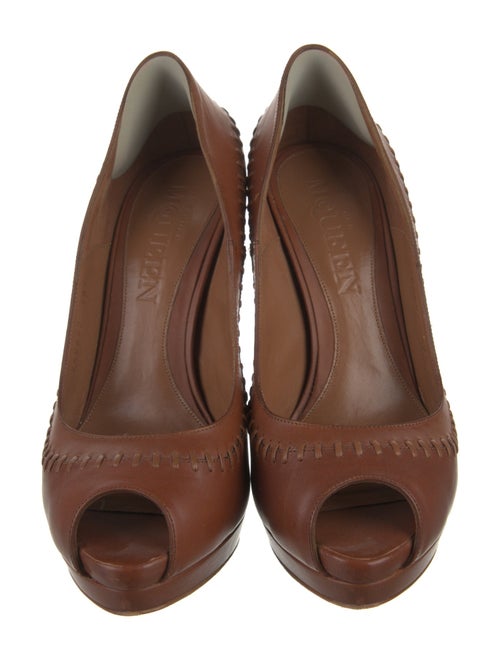 Alexander McQueen Leather Whipstitch Trim Pumps