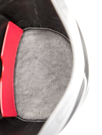 Alexander McQueen Leather Bucket Bag