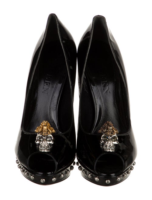 Alexander McQueen Skull Patent Leather Pumps