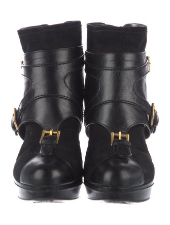 Alexander McQueen Suede Pumps