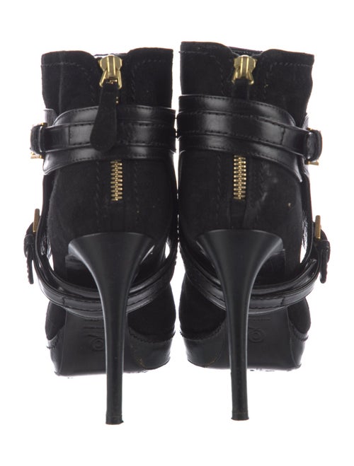 Alexander McQueen Suede Pumps