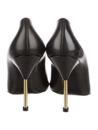 Alexander McQueen Leather Studded Accents Pumps