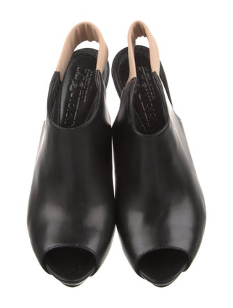 Alexander McQueen Leather Slingback Pumps
