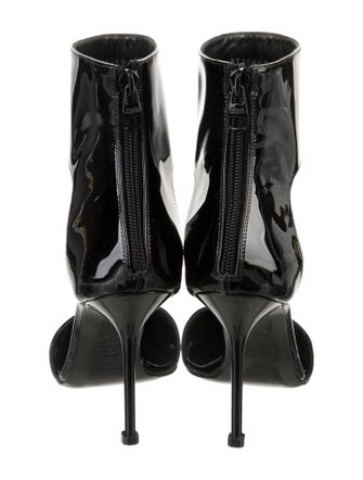 Alexander McQueen Patent Leather D'Orsay Pumps