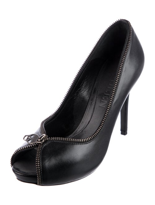 Alexander McQueen Skull Leather Pumps