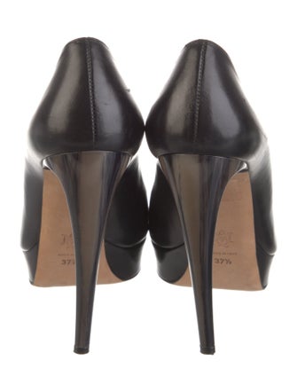 Alexander McQueen Leather Pumps