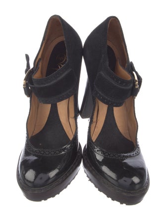 Alexander McQueen Suede Pumps