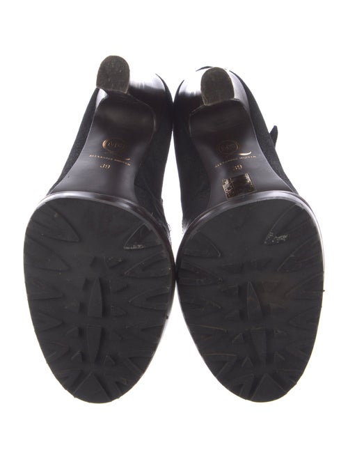 Alexander McQueen Suede Pumps