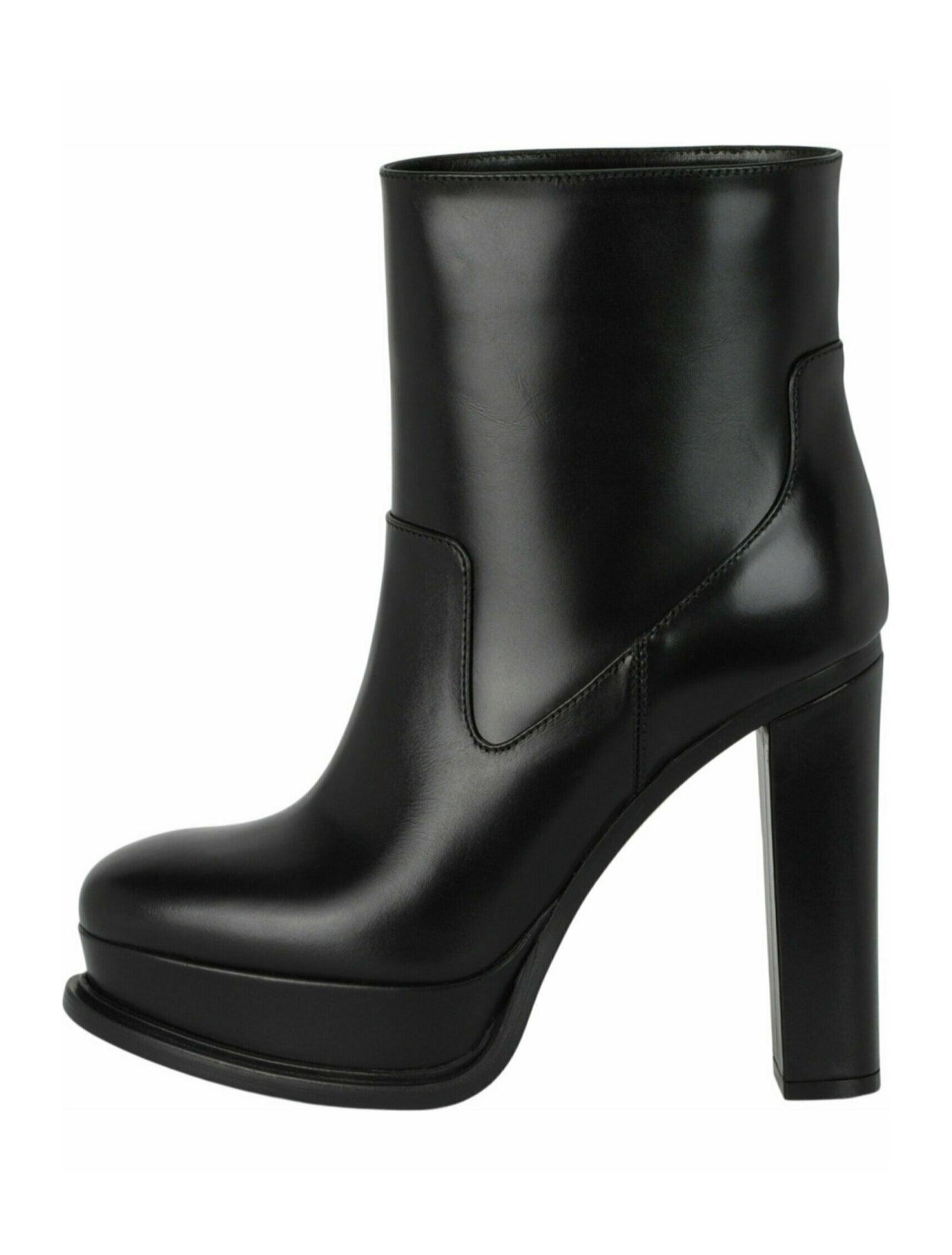 Alexander McQueen Calf Leather Ankle Boots w/ Tags