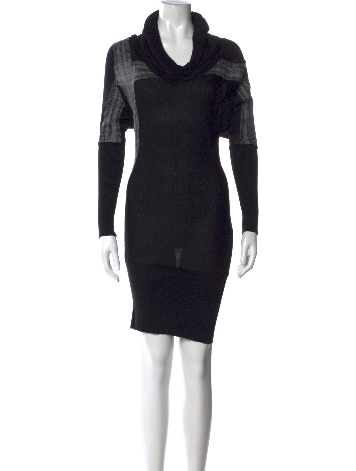 alexander mcqueen long black dress Fall 2007 Alexander McQueen Black Bias Cut Hammered Silk Dress w Beaded  Collar main image 0