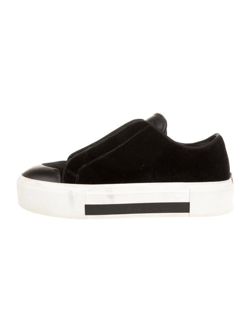 Alexander McQueen Platform Velvet Sneakers Black