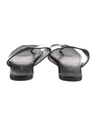 Alumnae Patent Leather Slides