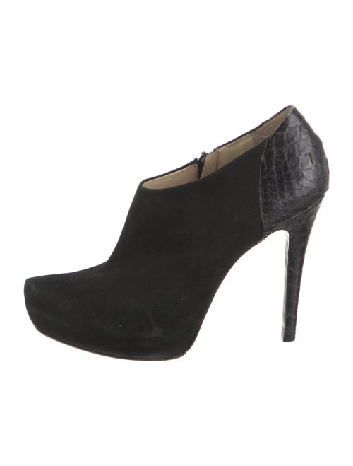 Alexandre Birman Suede Pumps