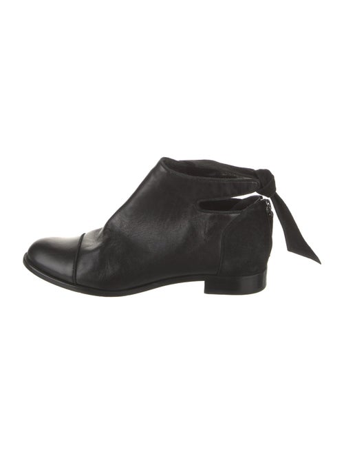 Alexandre Birman Leather Flats