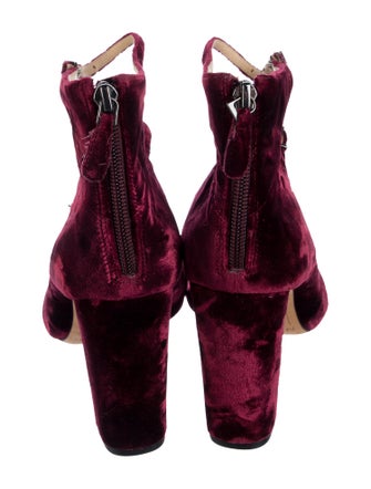 Alexandre Birman Velvet Pumps