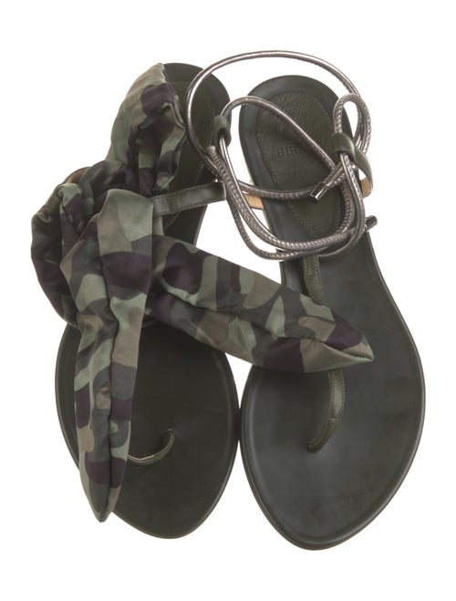 Alexandre Birman Leather T-Strap Sandals