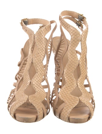 Alexandre Birman Leather Cutout Accent T-Strap Sandals