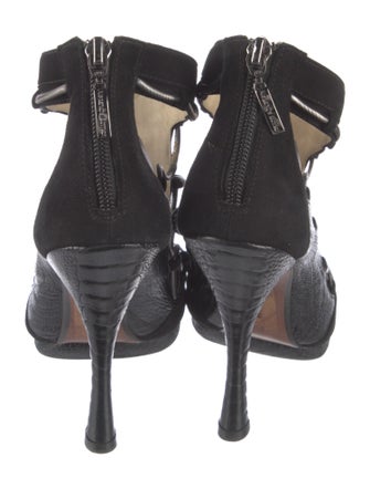 Alexandre Birman Leather Pumps