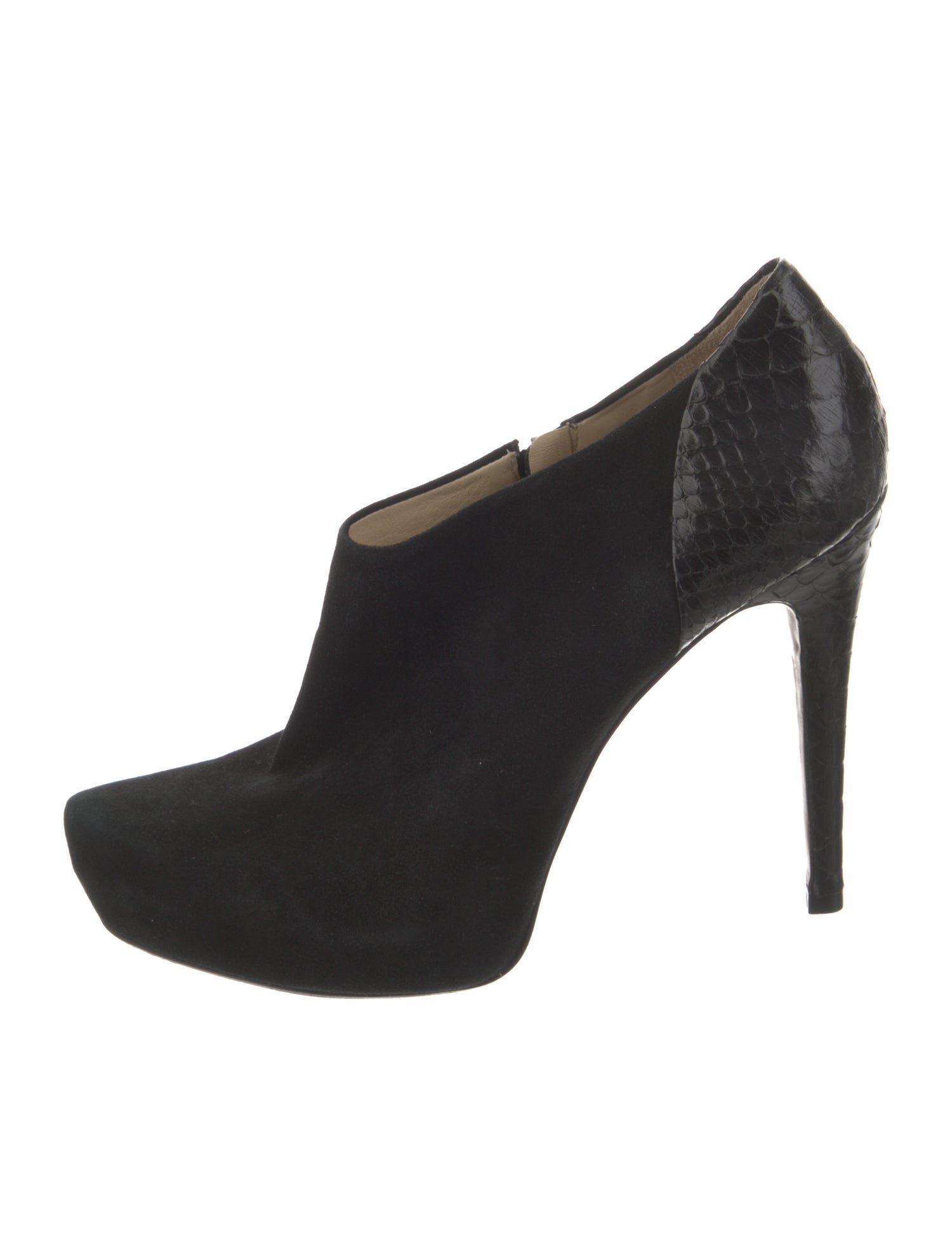 Alexandre Birman Suede Pumps