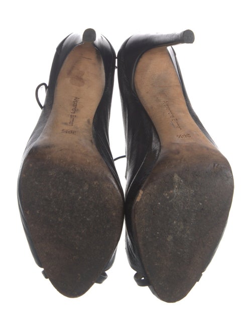 Alexandre Birman Leather Scalloped Accent Sandals